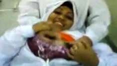 Malay- Minah Tudung Hijab Tayang Tetek Dan Pepek