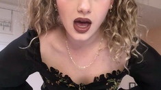 Chubby blonde brianna solo masturbation