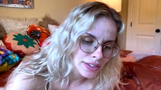 Amateur Blonde Teen Plays Solo with Toy Webcam Porn