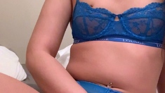 Amateur babe masturbate on cam
