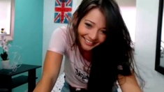 Big-Tit Brunette Webcam HD Solo